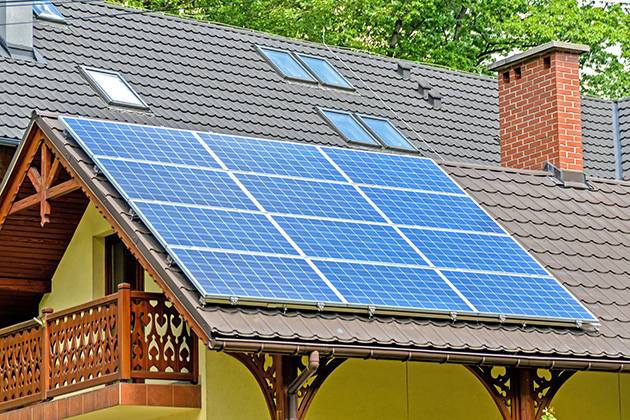 Bereich Solar - Dach mit Solarzellen
